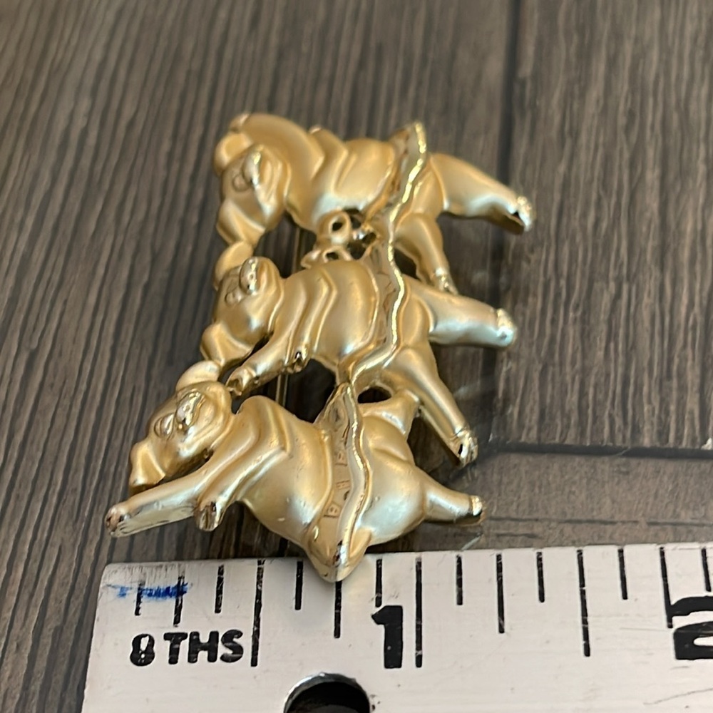 Vintage 1980s Gold Tone Three Pigs Piglets Dancing Ballerina Brooch Pin Jewelry - Picture 10 of 16